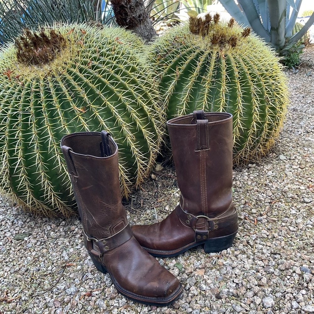 Frye Harness 12R boots size 9.5 M